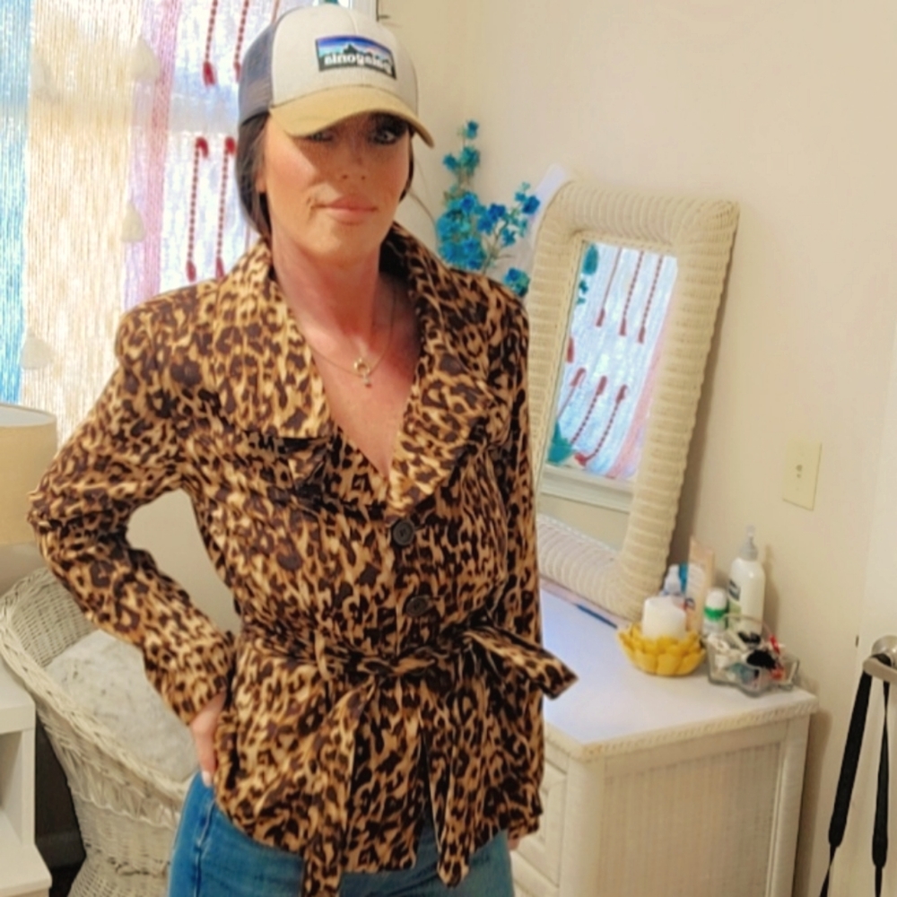 Laura Scott Animal Print Blazer